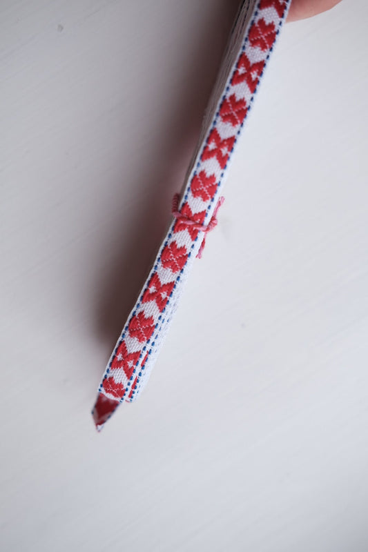 Gift ribbon • 5 m • White with Red • 11 mm