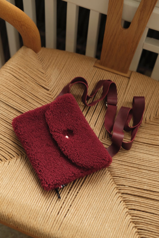 Envelope Bag • Beetroot