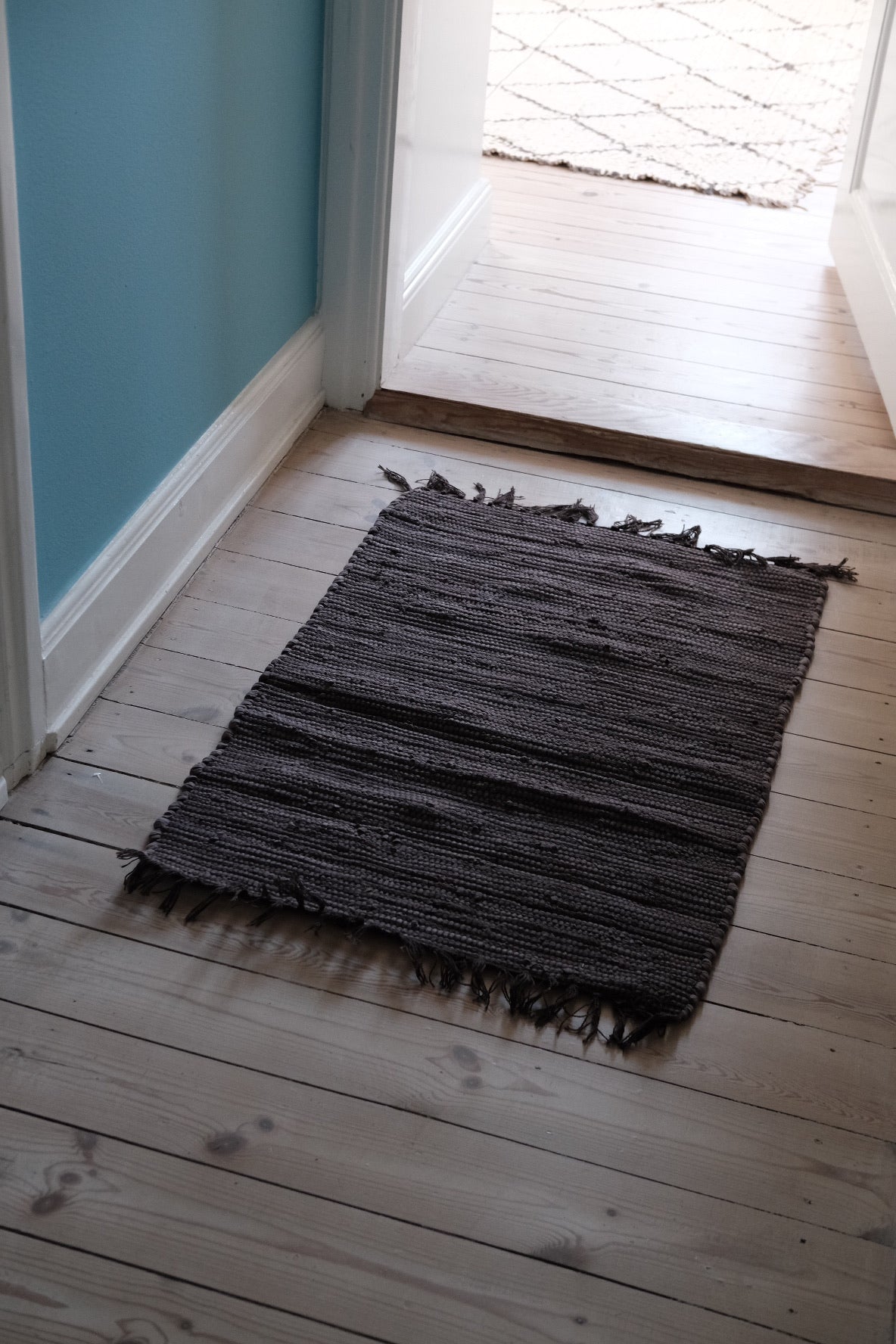 Carpet • Raw • 60x90 • Dark blue Stripe