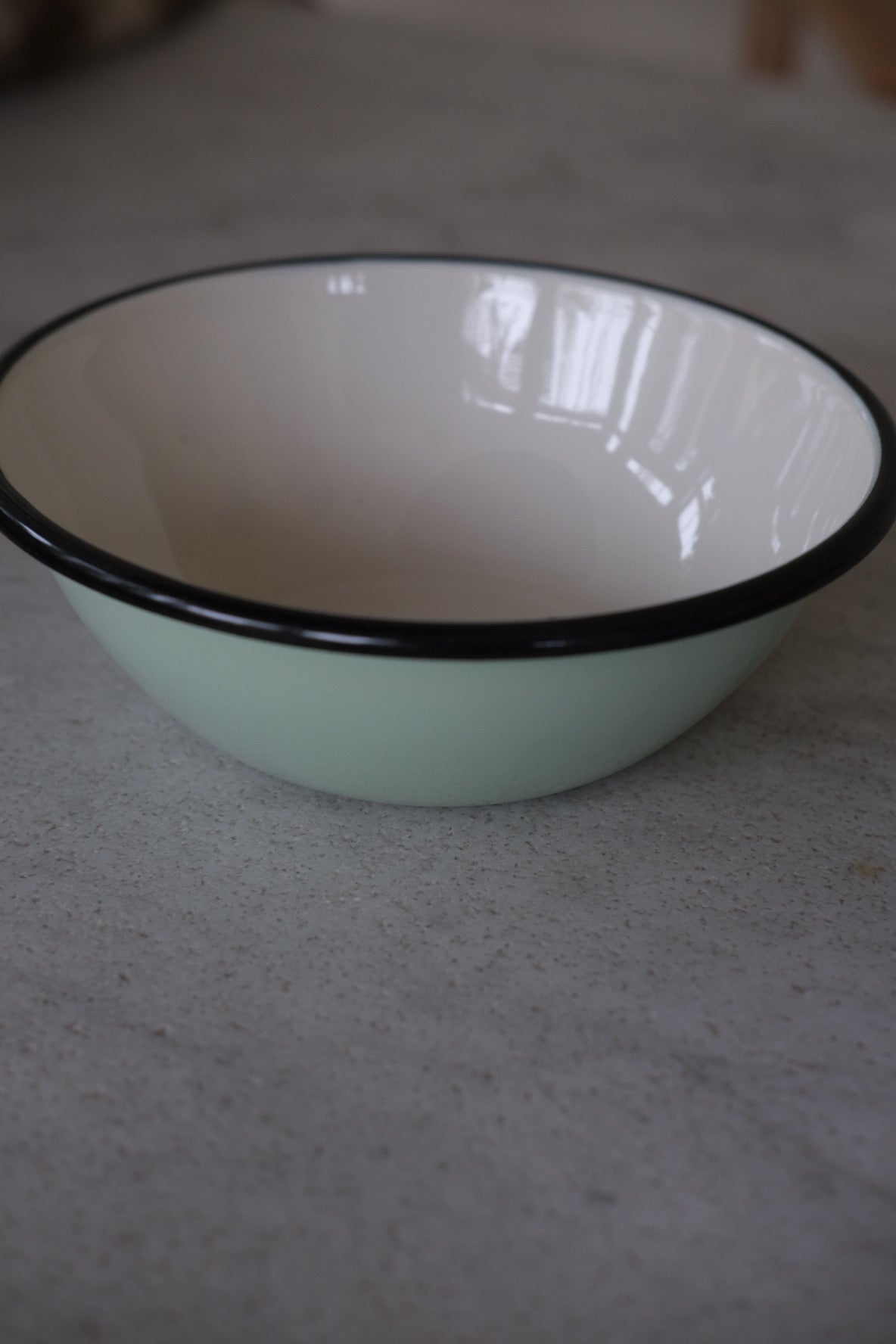 Breakfast bowl • Enamel • Ivory